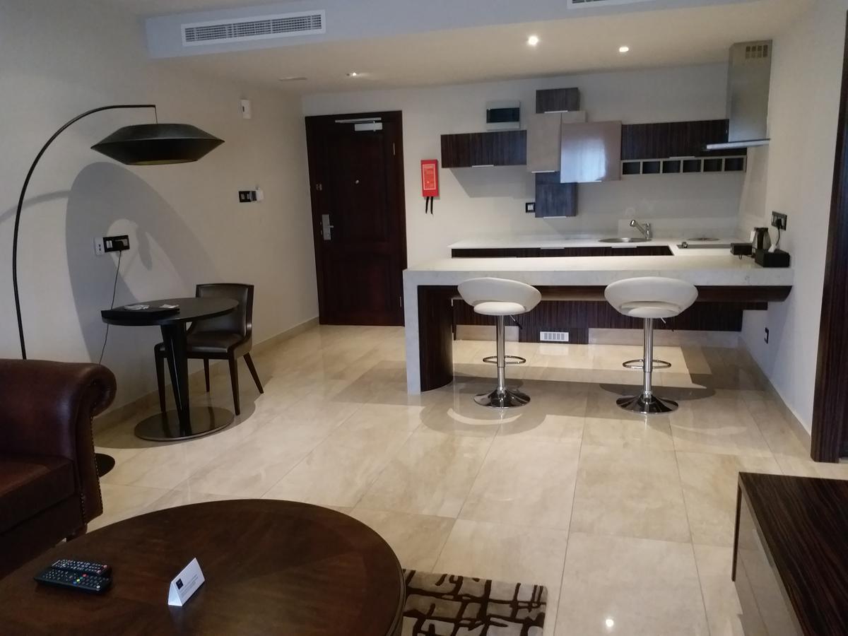 Hotel The Palms By Eagles Sekondi-Takoradi Exterior foto